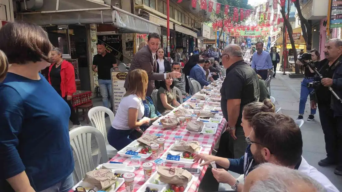 Başkan Tosun esnaf ile buluştu