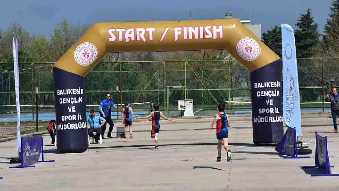 BAÜN, Triatlon İl Birinciliği müsabakalarına ev sahipliği yaptı