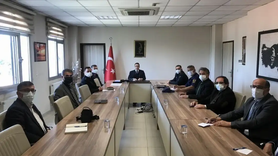 Burhaniye'de, cezaevleri ilçe güvenlik değerlendirme toplantısı