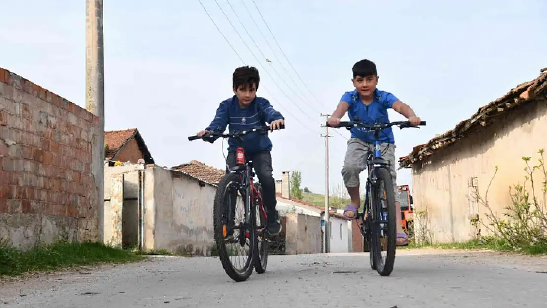 Çocuklar Başkan Yılmaz sayesinde mutluluğa pedal attılar