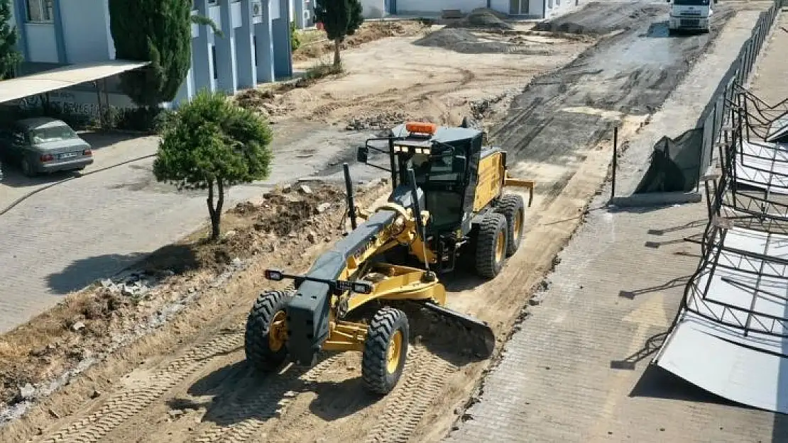 Didim Belediyesi hastanenin çevre düzenlemesini yapıyor