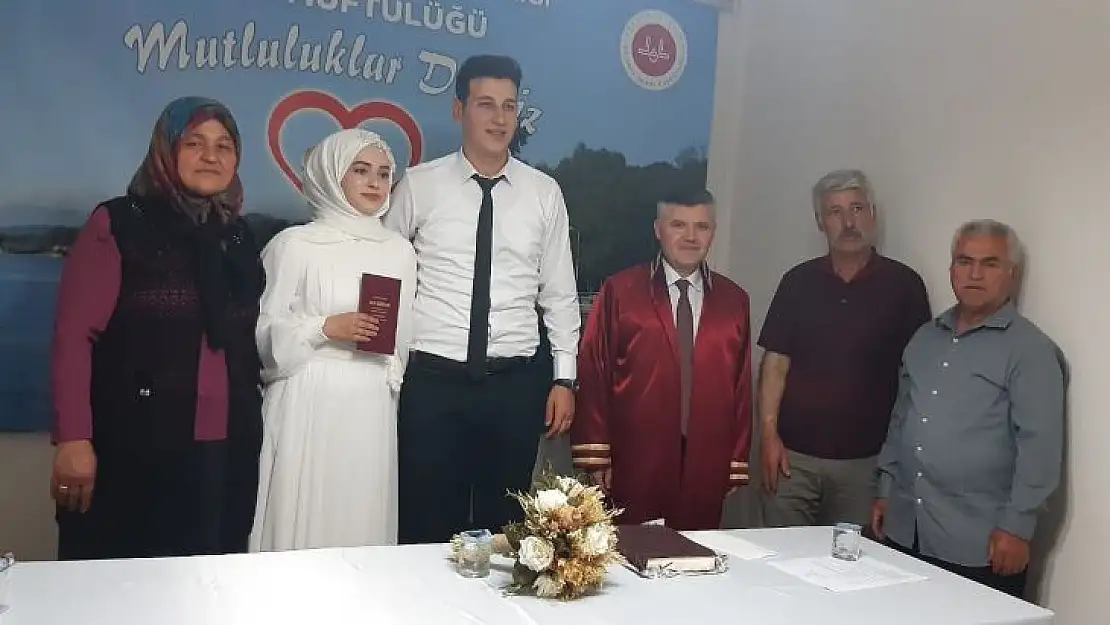 Köyceğiz'de yenilenen nikah salonu hizmete girdi