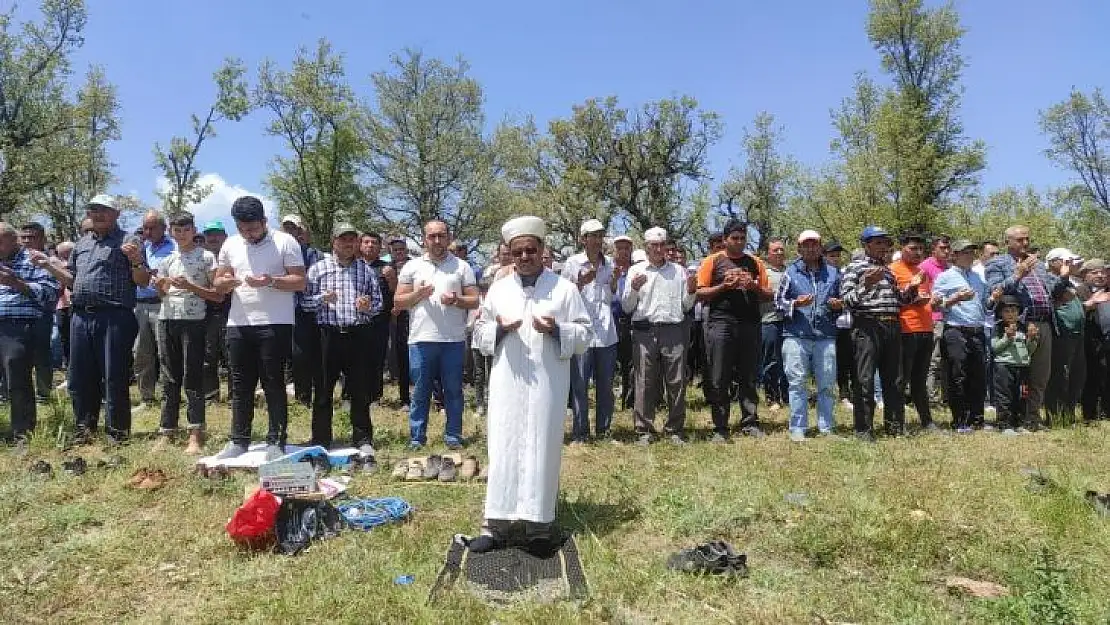 Sarıgöl'de yağmur duası yapıldı