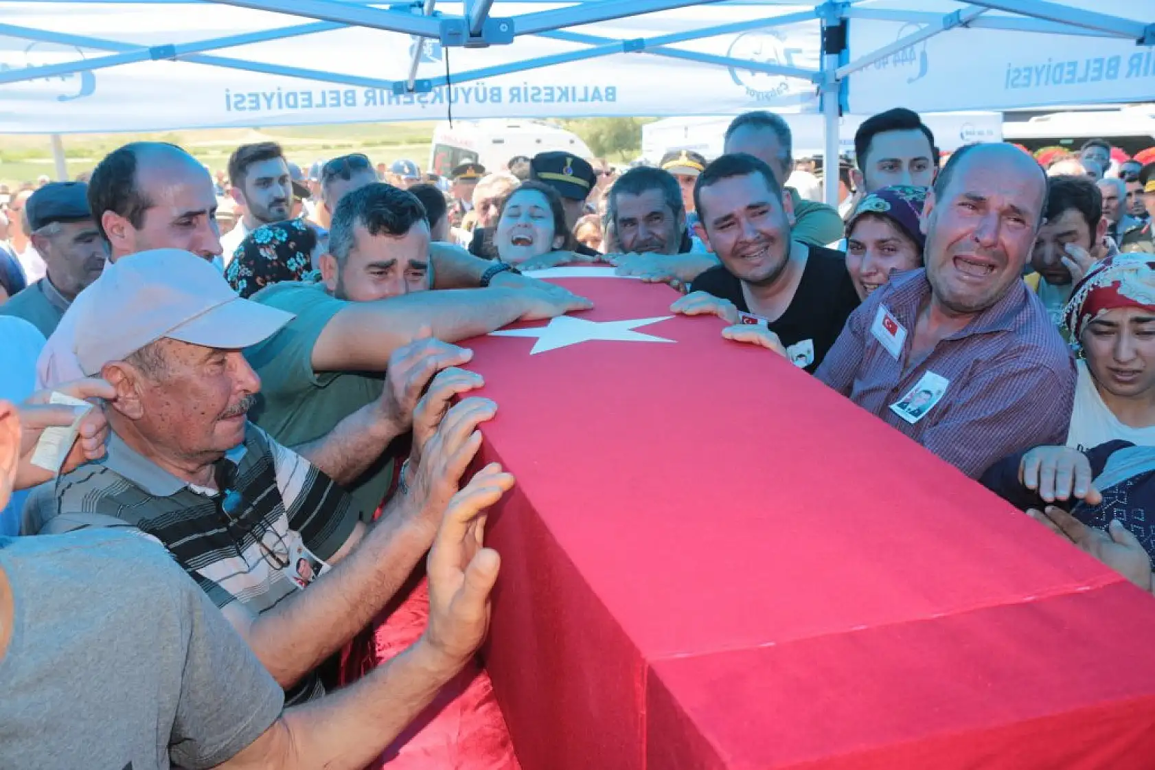 Şehit Uzman Çavuş Özcan'a veda