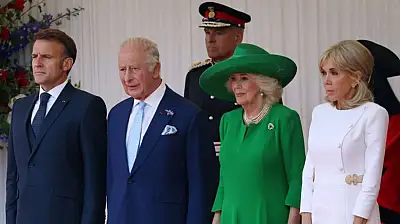 Fransa Cumhurbaşkanı Macron'dan İngiltere'ye ilk ziyaret