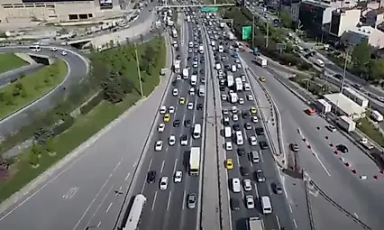 Yola çıkacaklar dikkat! İstanbul'da bayram trafiği başladı