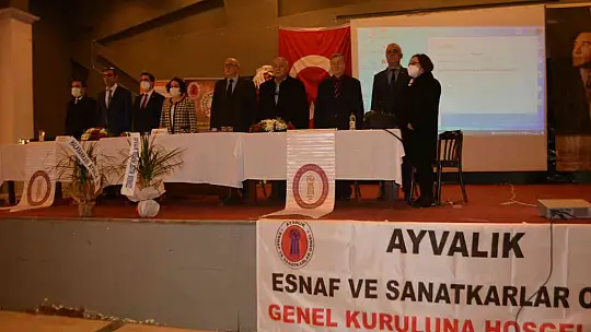Ayvalık'ta Melih Çakırca güven tazeledi