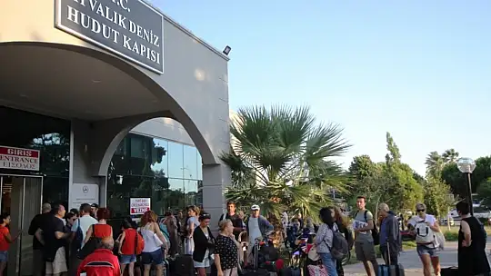 Ayvalık'tan Yunan adalarına seferler başlıyor, esnaf sevinçli