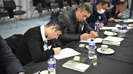 Balıkesir Büyükşehir'den şoförlere iletişim eğitimi