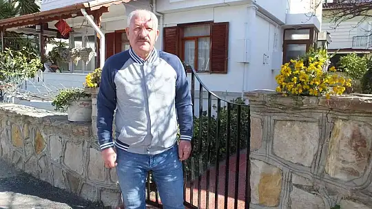 Balıkesir'de çiçek hırsızı kadın, güvenlik kamerasına yakalandı