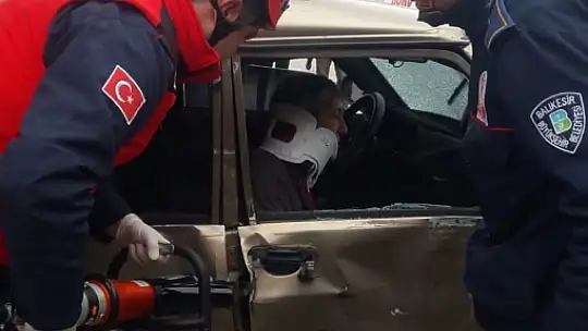 Balıkesir'de trafik kazası: 1 yaralı