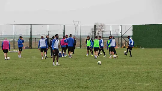 Gürsel: 'Bandırmaspor olarak güzel bir maç oynayacağımıza inanıyorum'