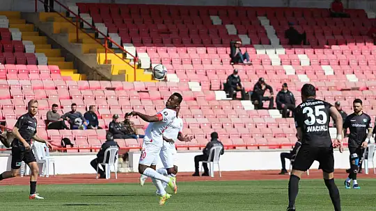 Spor Toto 1. Lig: Balıkesirspor: 1 - BB Erzurumspor: 5