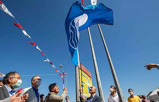 İzmir'e 4 mavi bayrak daha