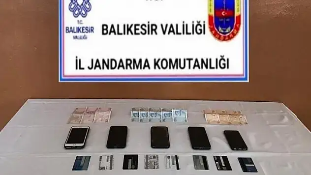 Balıkesir'de bilişim yoluyla dolandırıcılık operasyonu
