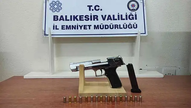 Balıkesir'de polisten 33 şüpheliye gözaltı