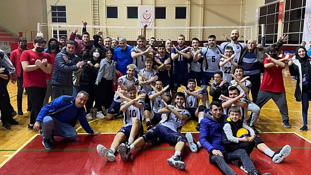 Bigadiç Belediyespor'un Play-Off inadı sürüyor