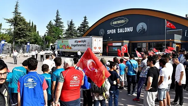 Cumhurbaşkanlığı Spor tırı Balıkesir'de