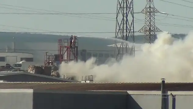 Kütahya'daki kağıt fabrikasında yangın