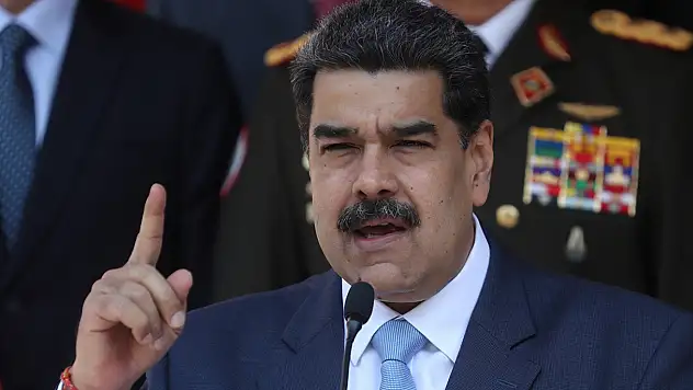 Maduro'dan Kolombiya'ya 'mükemmel birlik' çağrısı