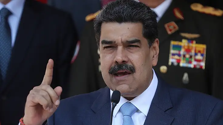 Maduro'dan Kolombiya'ya 'mükemmel birlik' çağrısı