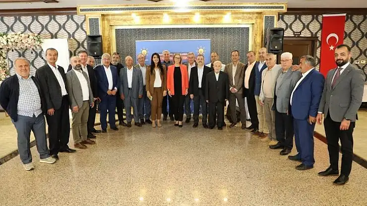 AK Parti İzmir'de dünden bugüne vefa toplantıları sürüyor