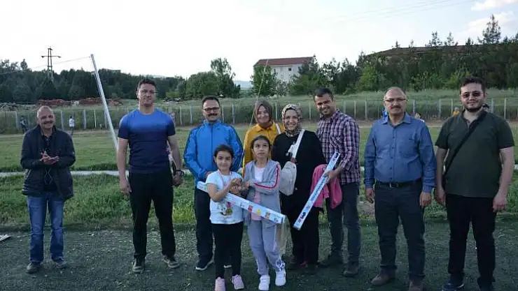 Gediz'de uçurtma şenliği düzenlendi