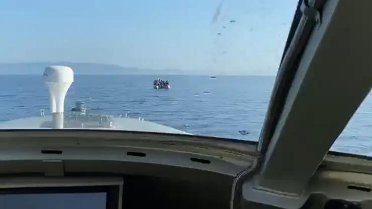 Yunanistan unsurlarının geri ittiği 41 düzensiz göçmen kurtarıldı